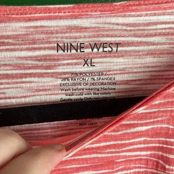 Nine West Top Tee shirt Tshirt Ruffled Sleeve Plus Size XL Cute! EUC! - Picture 3 of 4